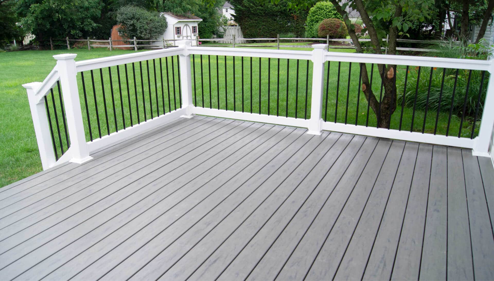 Experts in deck railing and covers Tulsa, OK